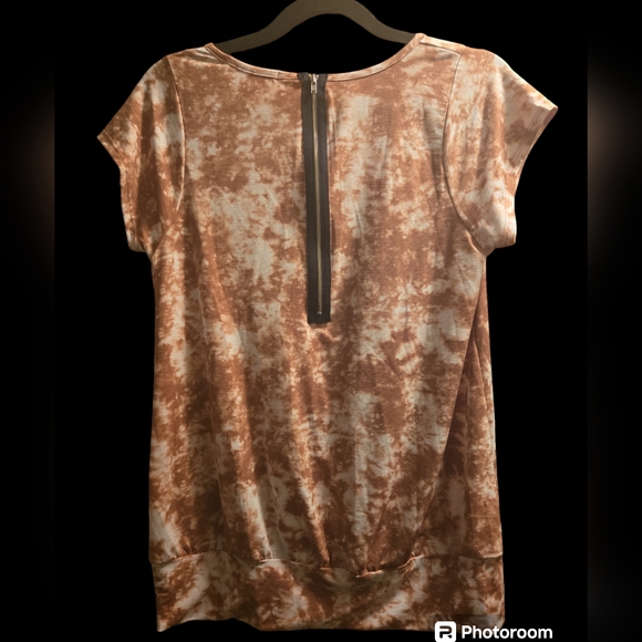 Urban Behavior - Picture 2 of 2